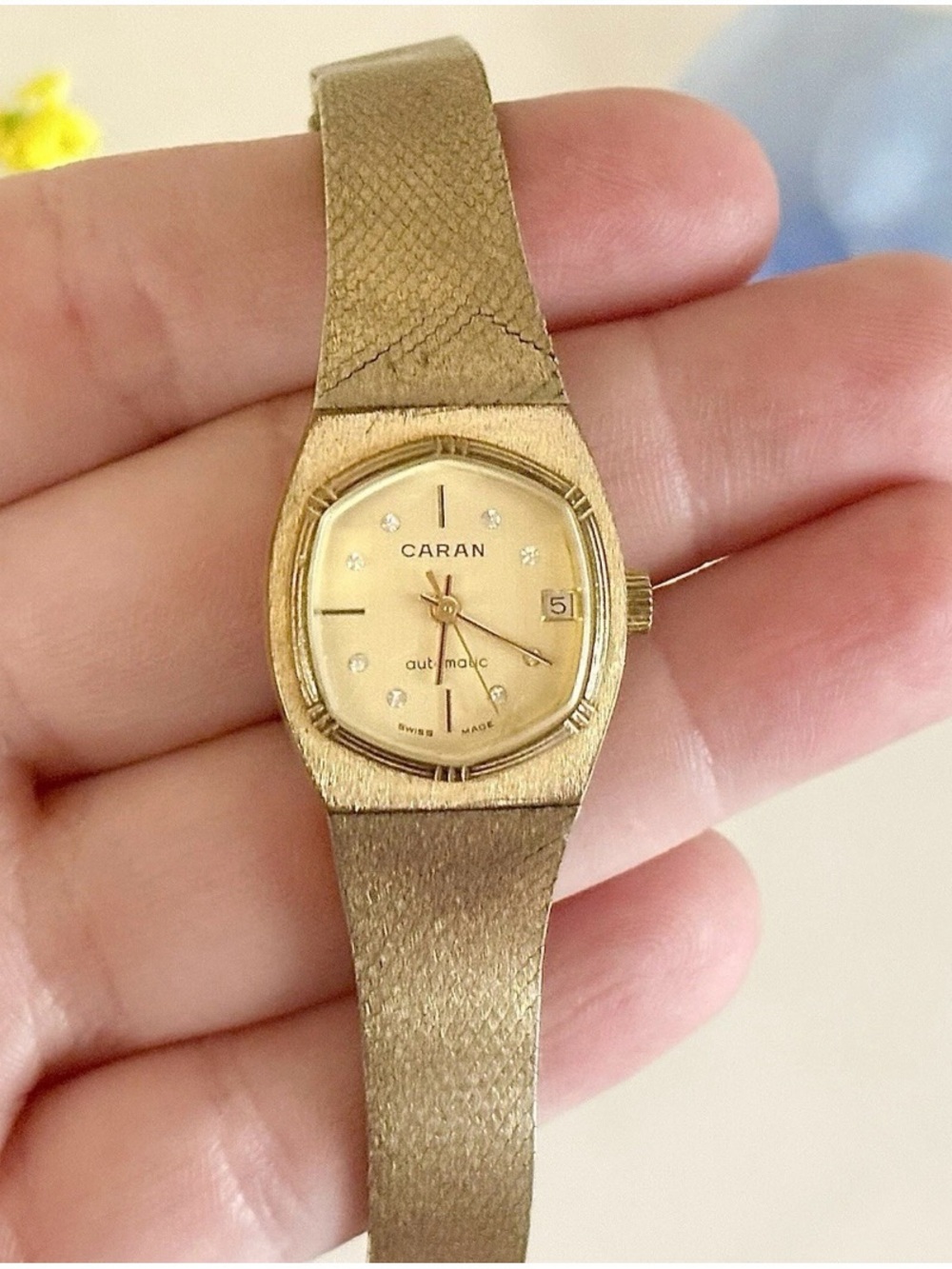 Rare Vintage Caran Automatic Gold Swiss Day/Date Textured Hexagonal Watch WORKS!